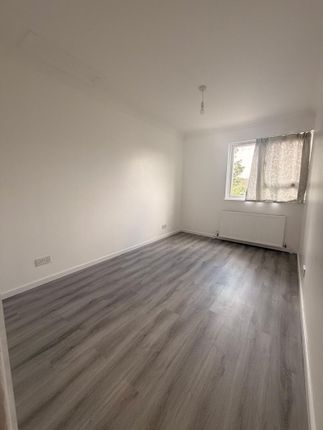 74A, High Street, Waltham Cross photo 5