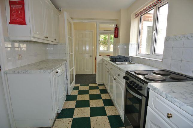6, Nobles Way, Egham photo 2