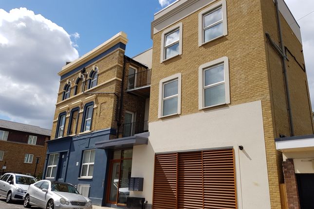 Thumbnail Flat to rent in Old Ford Road, London