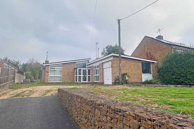 Thumbnail Bungalow for sale in Sotwell Street, Brightwell-Cum-Sotwell, Wallingford