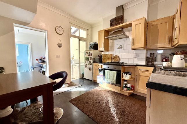 21, Welcome Street, Exeter photo 2