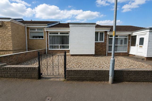 2-bed house on 33, Hartside Crescent, Hanover Estate, £155,000