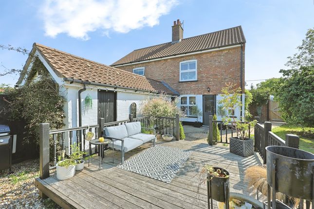 8, Mill Road, Thetford photo 2