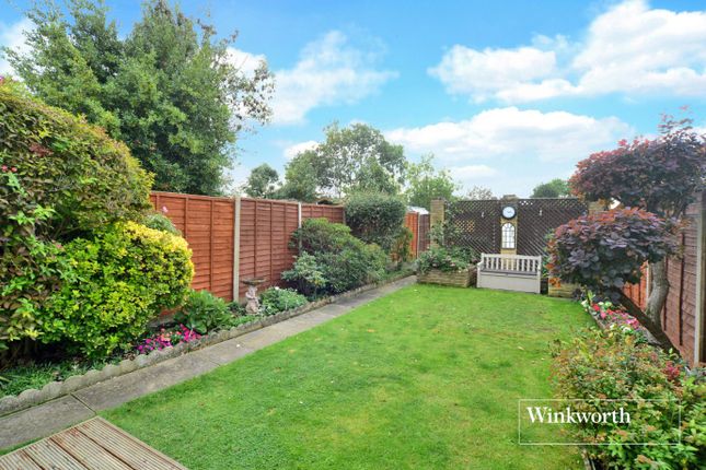 End terrace house for sale in Idmiston Square, Worcester Park
