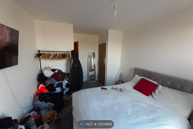 Apartment, The Wharf Dock Head Road, Chatham photo 5