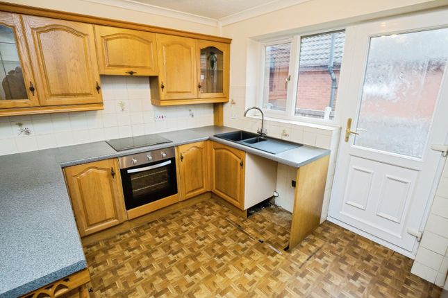 107, Park Avenue, Mold photo 2