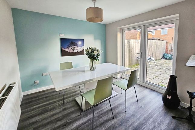 2, Laceby Gardens, Cramlington photo 4