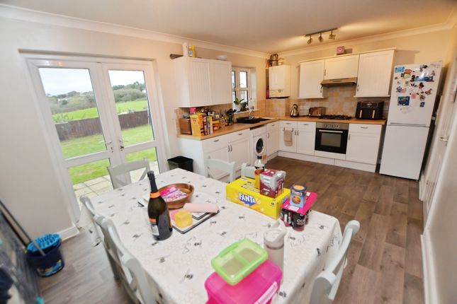 27, St. James View, St. Columb photo 3
