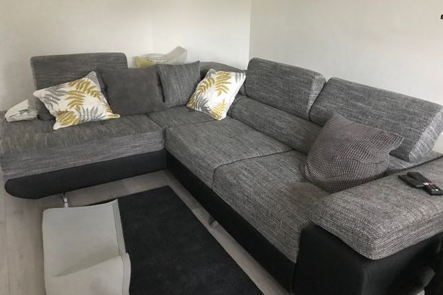 Bungalow to rent in Mayswood Gardens, Dagenham