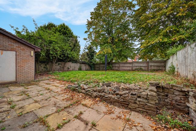 7 Redcar Avenue, Hereford photo 4