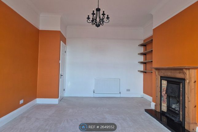 Flat, Connaught Avenue Mutley, Plymouth photo 2