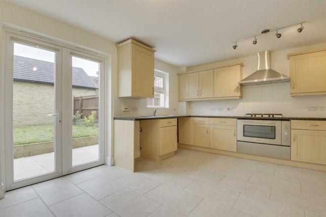 88, Harlow Crescent, Milton Keynes photo 2
