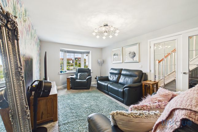 34, Newsham Gardens, Kirkham photo 3