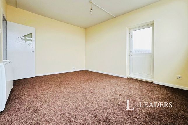 Flat 2, 60, High Street, Great Yarmouth photo 2
