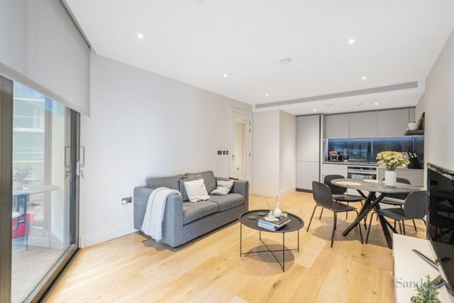 Thumbnail Flat to rent in Riverlight Quay, Greater London, London