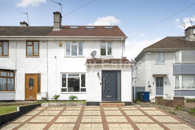 Thumbnail Property for sale in Fairmead Crescent, Edgware