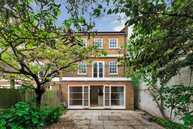 Thumbnail Terraced house to rent in The Winery, Regents Bridge Gardens, Vauxhall, London