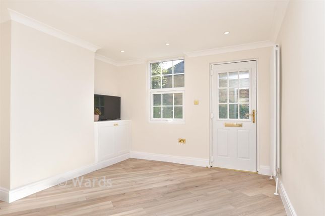 Elizabeth Place, High Street, Farningham photo 3