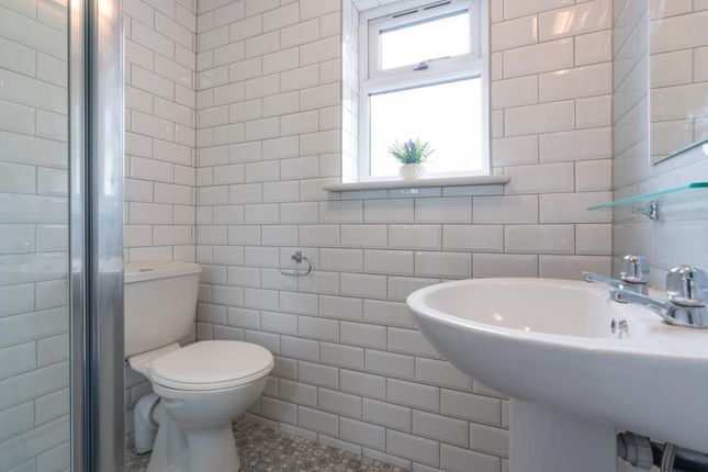 63, Rothesay Avenue, Nottingham photo 2
