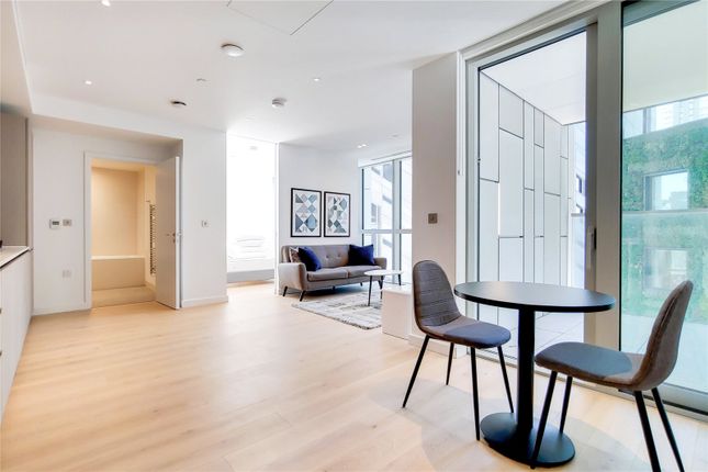 Flat to rent in Atlas Building, City Road, London