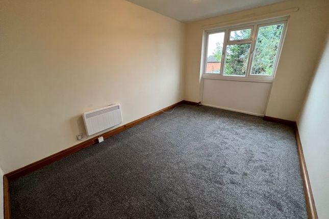 Flat to rent in Meadow Drive, Credenhill, Hereford