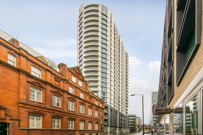 Flat for sale in Altitude Point, 71 Alie Street