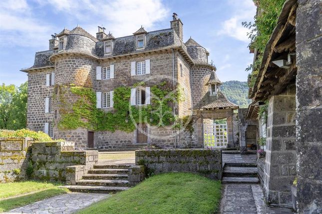 Property for sale in Marmanhac, 15250, France, Auvergne, Marmanhac, 15250, France