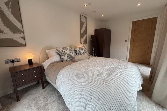 Craignish Ave, Norbury, London photo 3