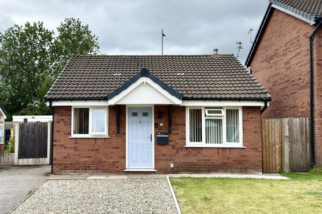 2-bed house on 18, Dumers Close, Manchester, £200,000