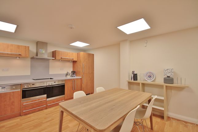 Flat to rent in St. Thomas Street, Oxford