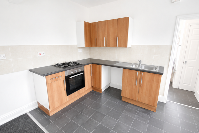 Flat 2, 124 Summergangs Road, Hull photo 4
