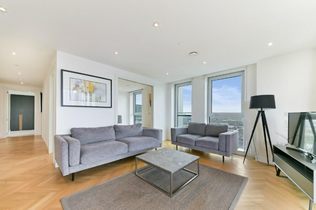 Thumbnail Flat to rent in Southwark Bridge Road, London