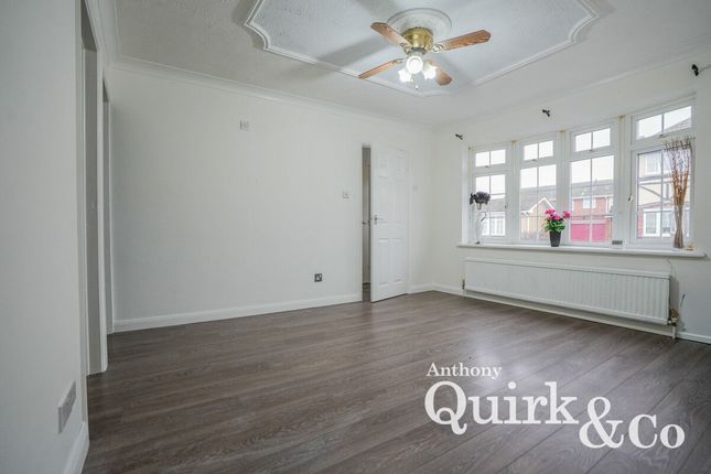 38a, Roggel Road, Canvey Island photo 3
