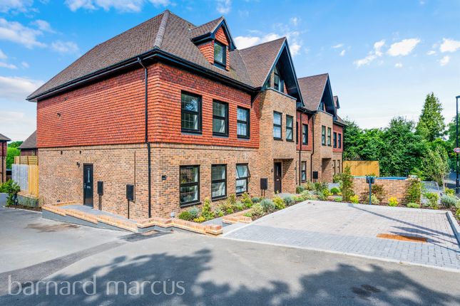 Thumbnail End terrace house for sale in Golf Side Mews, Coulsdon