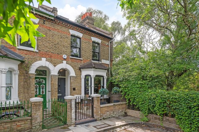 34, St. Johns Terrace, London photo 4