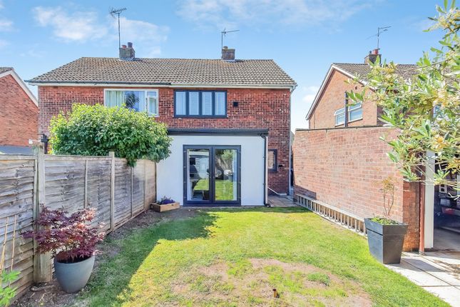 8, Caithness Road, Stamford photo 4