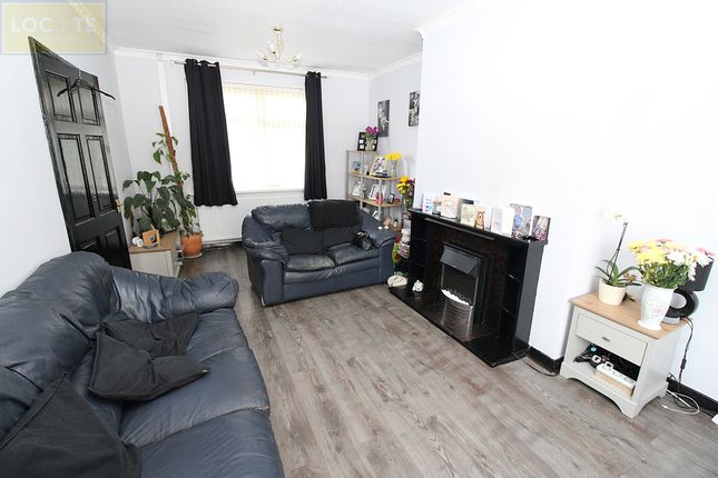 174 Davyhulme Road, Manchester photo 3