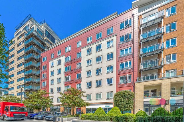 1-bed flat on Flat 13, Avro House, 5, Boulevard Drive, London, £220,000