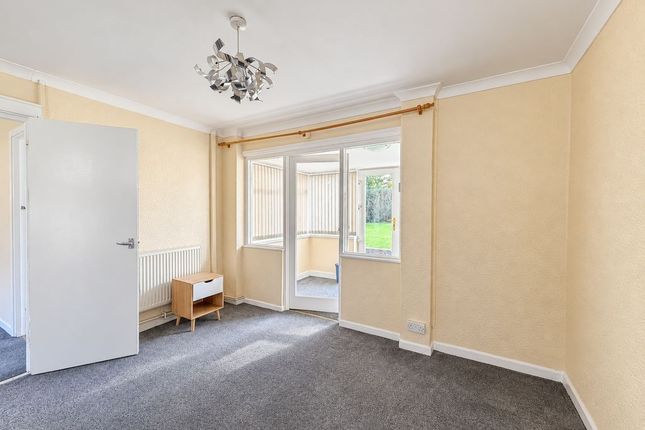 Orston Drive, Nottingham photo 3