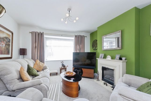 36, Grange Drive, Leicester photo 4