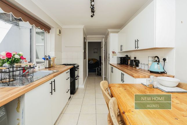 14, Edwin Street, Sunderland photo 5