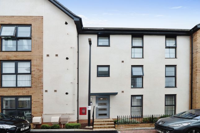 Flat for sale in Cater Drive, Yate, Bristol, Gloucestershire