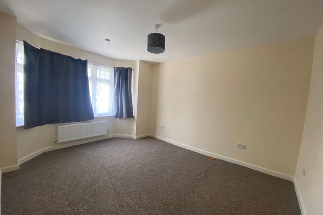 28 Canterbury Avenue, Canterbury Avenue, Southampton, SO19, Southampton photo 3