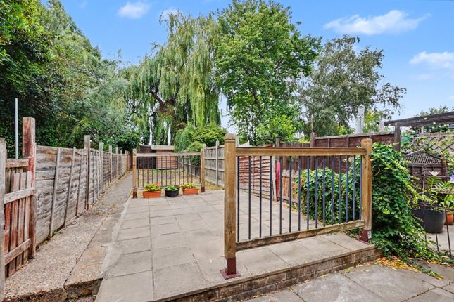 6 Kent Terrace, Canterbury Lane, Gillingham photo 2