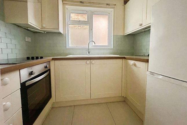 12, The Ridings, Kidlington photo 2