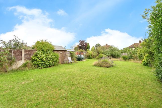 30, Sutton Estate, King's Lynn photo 4