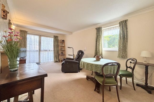 44, Homefarris House, Bleke Street, Shaftesbury photo 4