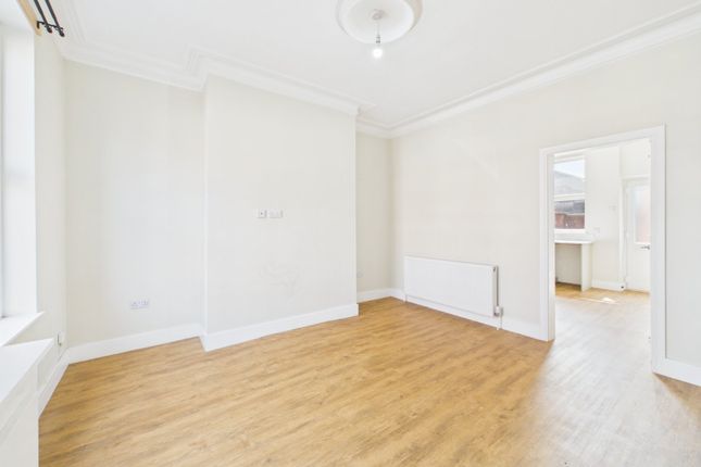 7, Smith Street, Greater Manchester photo 2
