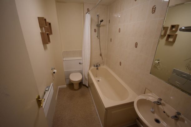 38, Garland Close, Exeter photo 4