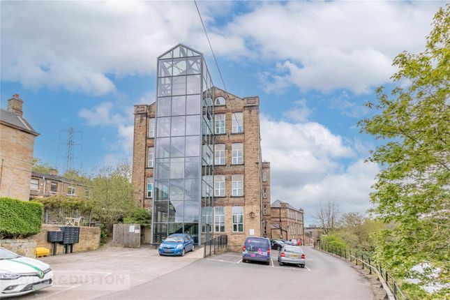 Thumbnail Flat to rent in Fearnley Mill Drive, Huddersfield, West Yorkshire